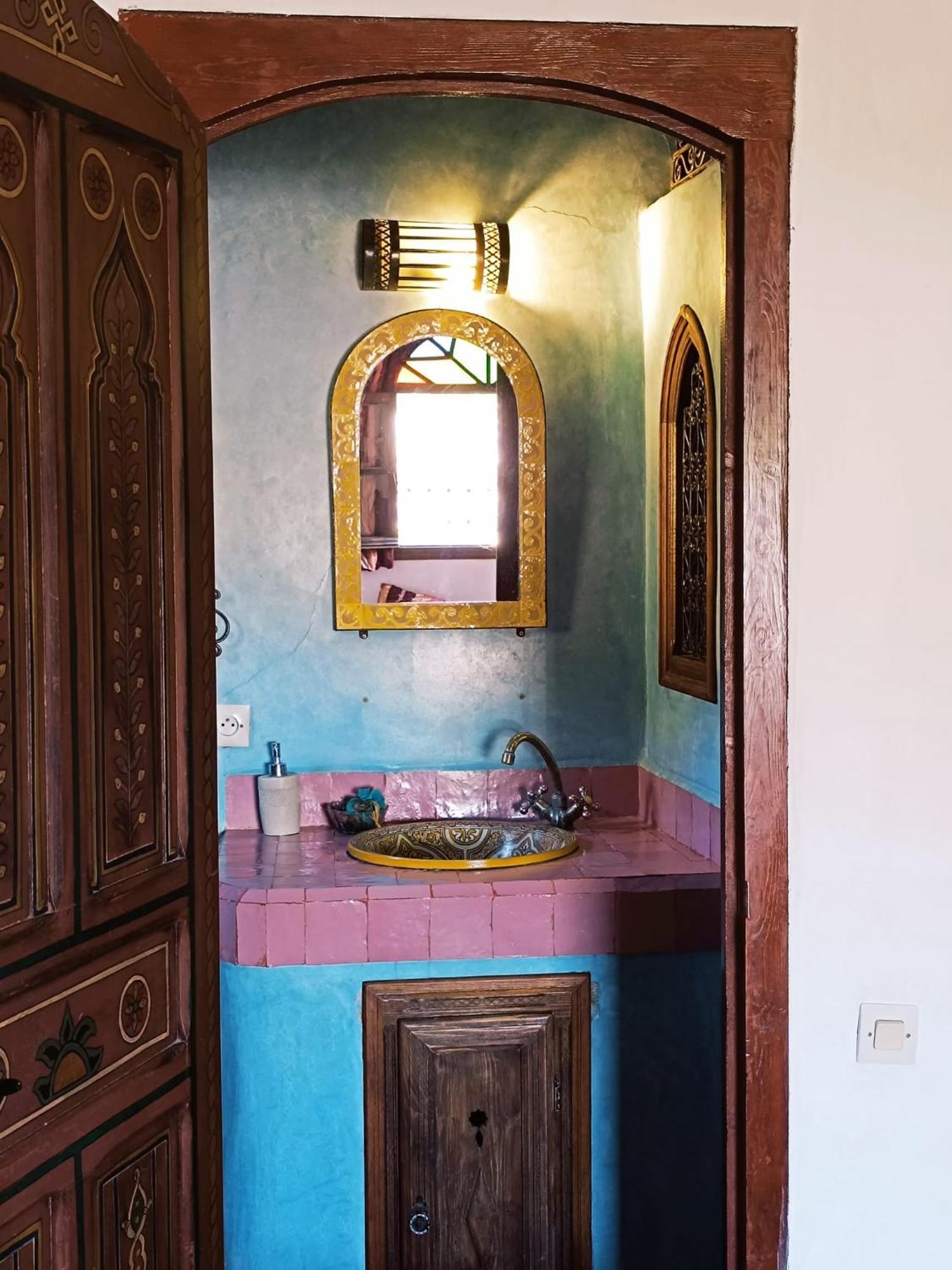 Auberge Casa Linda Чефчауен Екстериор снимка